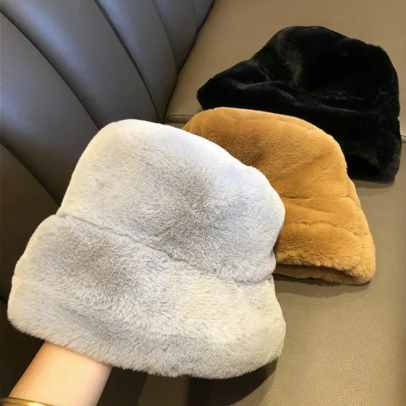 Новата модерна рибарска шапка от изкуствена кожа заек, дамска есенно-зимна топла удебелена рибарска шапка, Панама, плюшени шапки за басейни, шапка Изображение 2